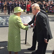 photocast-royal-plaques